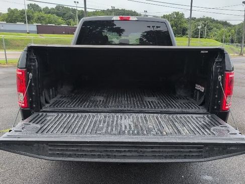 Used 2017 Ford F150 XL w/ Equipment Group 101A Mid AWD/4WD image 10