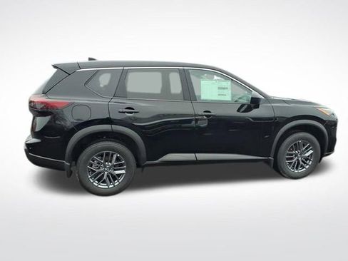 New 2026 Nissan Rogue S image 8