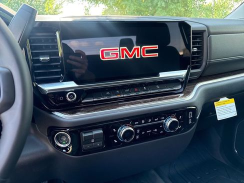 New 2026 GMC Sierra 1500 Elevation w/ X31 Off-Road Package AWD/4WD image 20