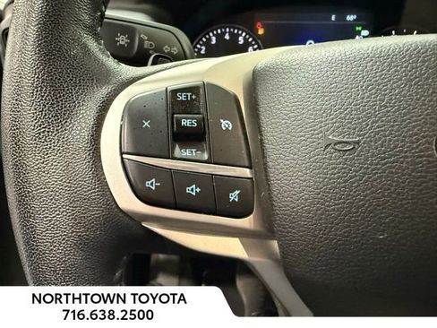 Used 2020 Ford Explorer XLT w/ Comfort Package image 13