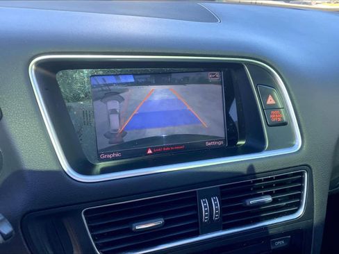 Used 2017 Audi SQ5 Premium Plus w/ Technology Package image 24