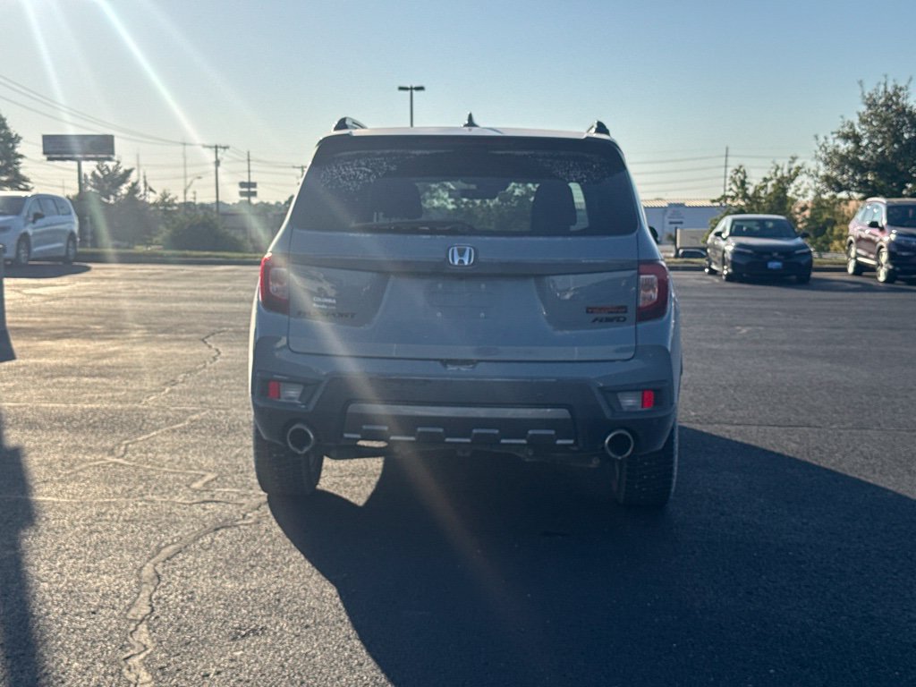 Used 2023 Honda Passport TrailSport image 5