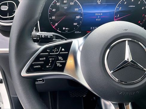 Certified 2025 Mercedes-Benz GLC 300 4MATIC image 23