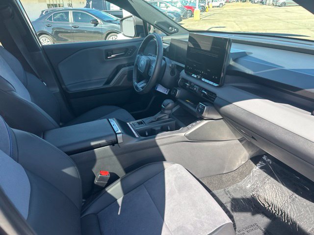 Used 2026 Toyota RAV4 XSE w/ Weather Package AWD/4WD image 11