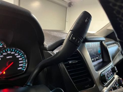 Used 2019 Chevrolet Tahoe LT w/ Off-Road Package AWD/4WD image 25