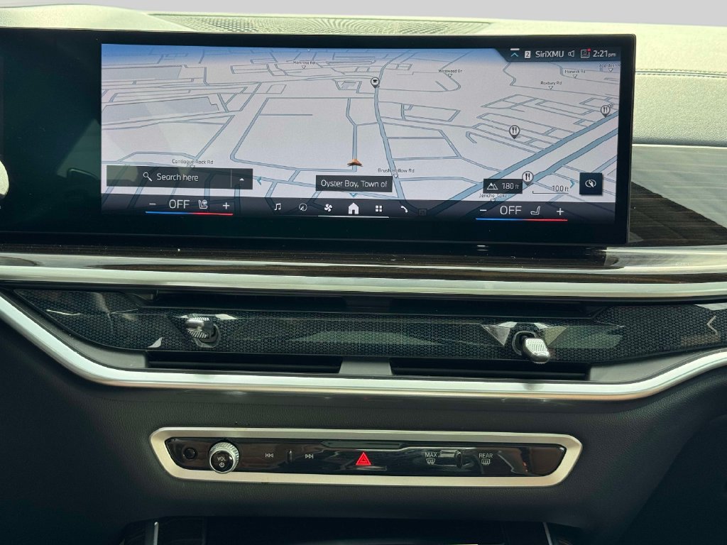 Certified 2024 BMW X7 xDrive40i AWD/4WD image 24