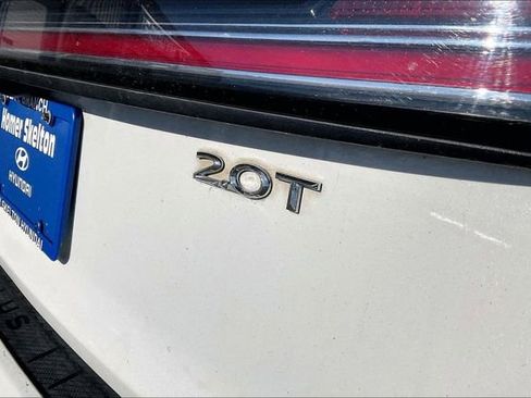 Used 2020 Lincoln Nautilus Reserve w/ Cargo Utility Package image 7