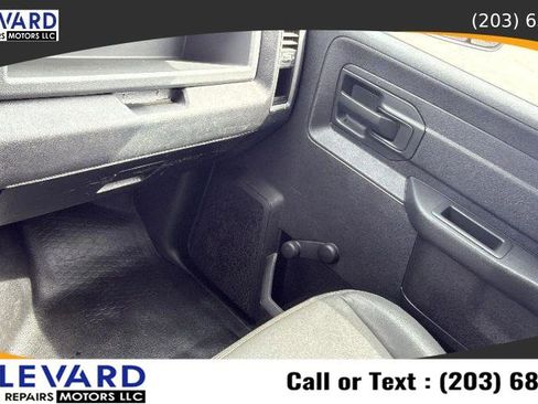 Used 2018 RAM 5500 Tradesman w/ Payload Upgrade Package AWD/4WD image 13