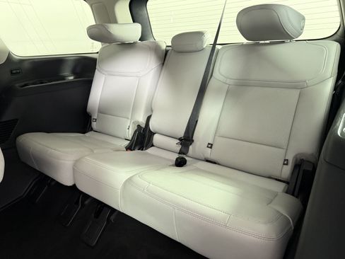 Certified 2025 Ford Expedition Platinum AWD/4WD image 14