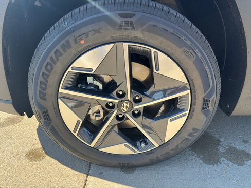 New 2026 Hyundai Tucson SEL AWD/4WD image 9