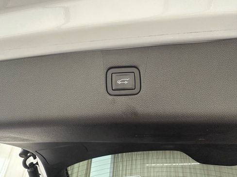 Used 2024 Chevrolet Blazer LT w/ LPO, Black Sport Package AWD/4WD image 9