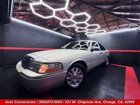 Used 2004 Mercury Grand Marquis LS RWD image 2