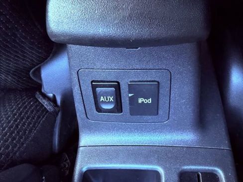 Used 2009 Scion xB FWD image 34