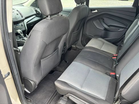 Used 2018 Ford Escape SE AWD/4WD image 12
