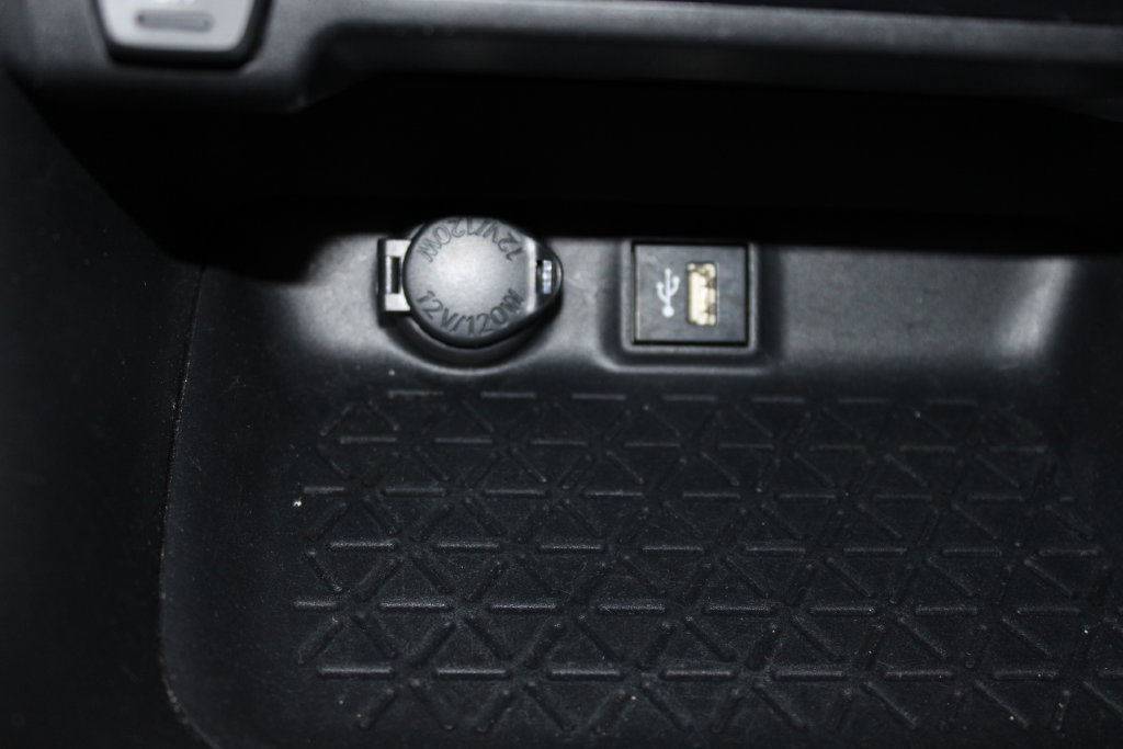 Used 2024 Toyota RAV4 AWD Hybrid image 42