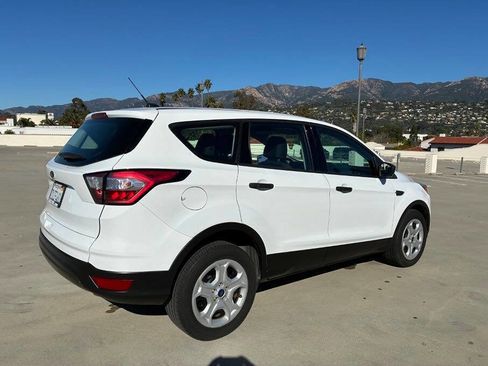 Used 2017 Ford Escape S image 8