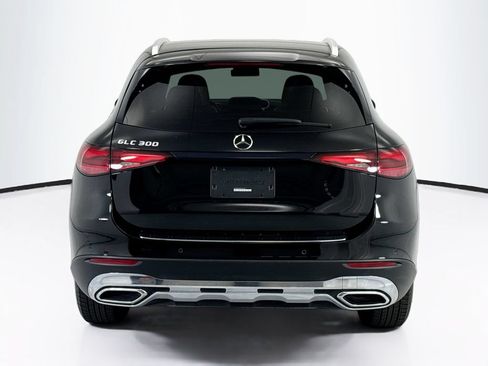 Used 2023 Mercedes-Benz GLC 300 image 6