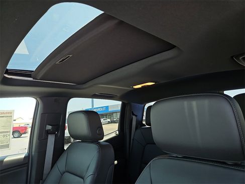 New 2026 GMC Canyon Elevation w/ Convenience Package image 21