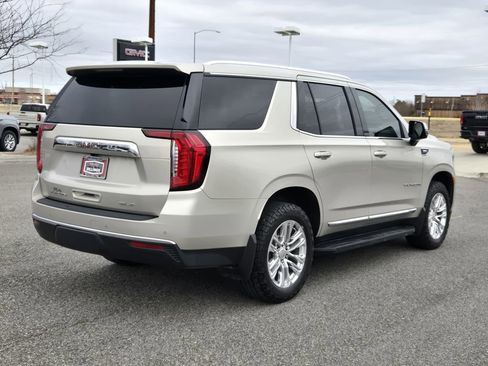 Used 2021 GMC Yukon SLT w/ SLT Luxury Package image 43