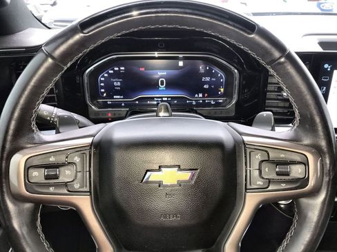 Used 2023 Chevrolet Silverado 1500 High Country image 14