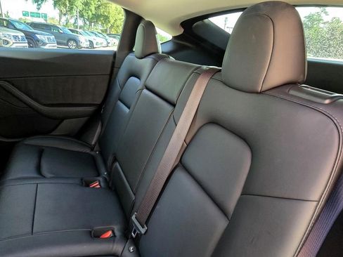Used 2022 Tesla Model Y Performance AWD/4WD image 28