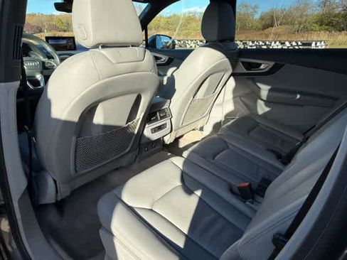 Used 2019 Audi Q7 2.0T Premium Plus w/ Premium Plus Package image 24
