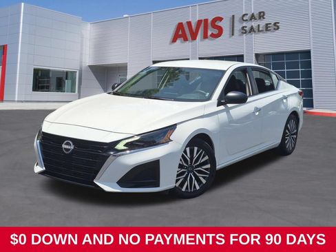 Used 2025 Nissan Altima 2.5 SV FWD image 1