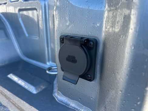 Used 2023 Chevrolet Silverado 1500 Custom image 28