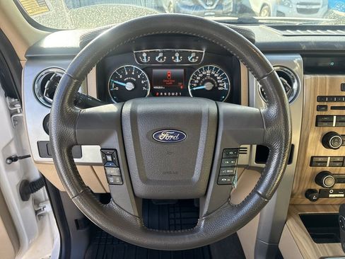 Used 2011 Ford F150 Lariat w/ Lariat Chrome Pkg image 12