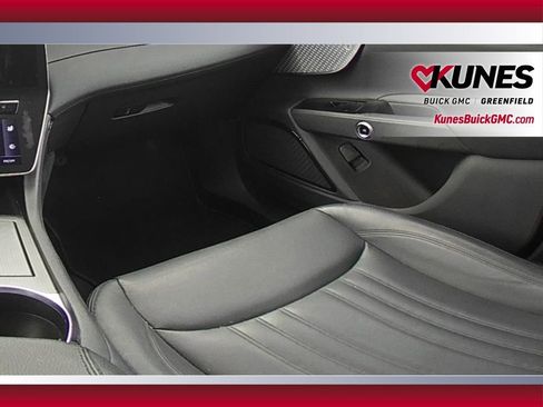 Used 2023 Maserati Grecale GT AWD/4WD image 32