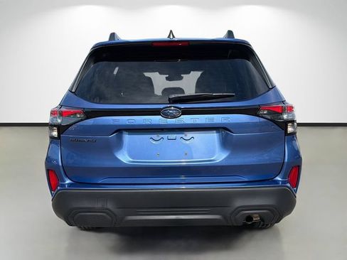Used 2026 Subaru Forester Premium AWD/4WD image 4