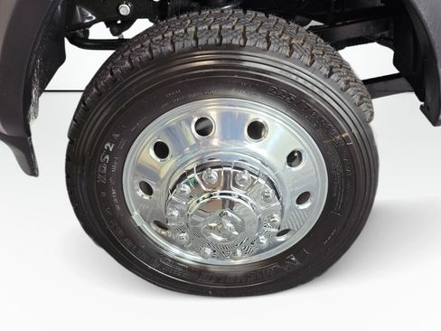 New 2026 RAM 5500 Tradesman w/ Safety Group AWD/4WD image 9