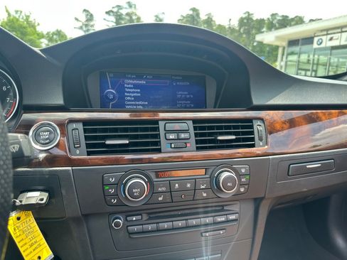 Used 2013 BMW 335i Convertible RWD image 20