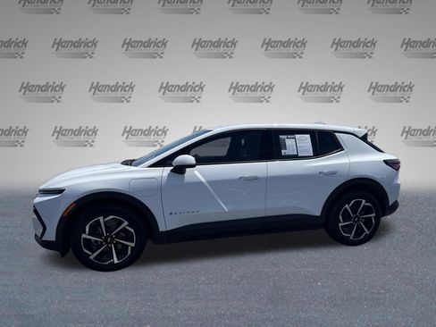Used 2025 Chevrolet Equinox EV LT image 7
