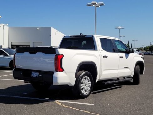 Used 2025 Toyota Tundra SR5 AWD/4WD image 6