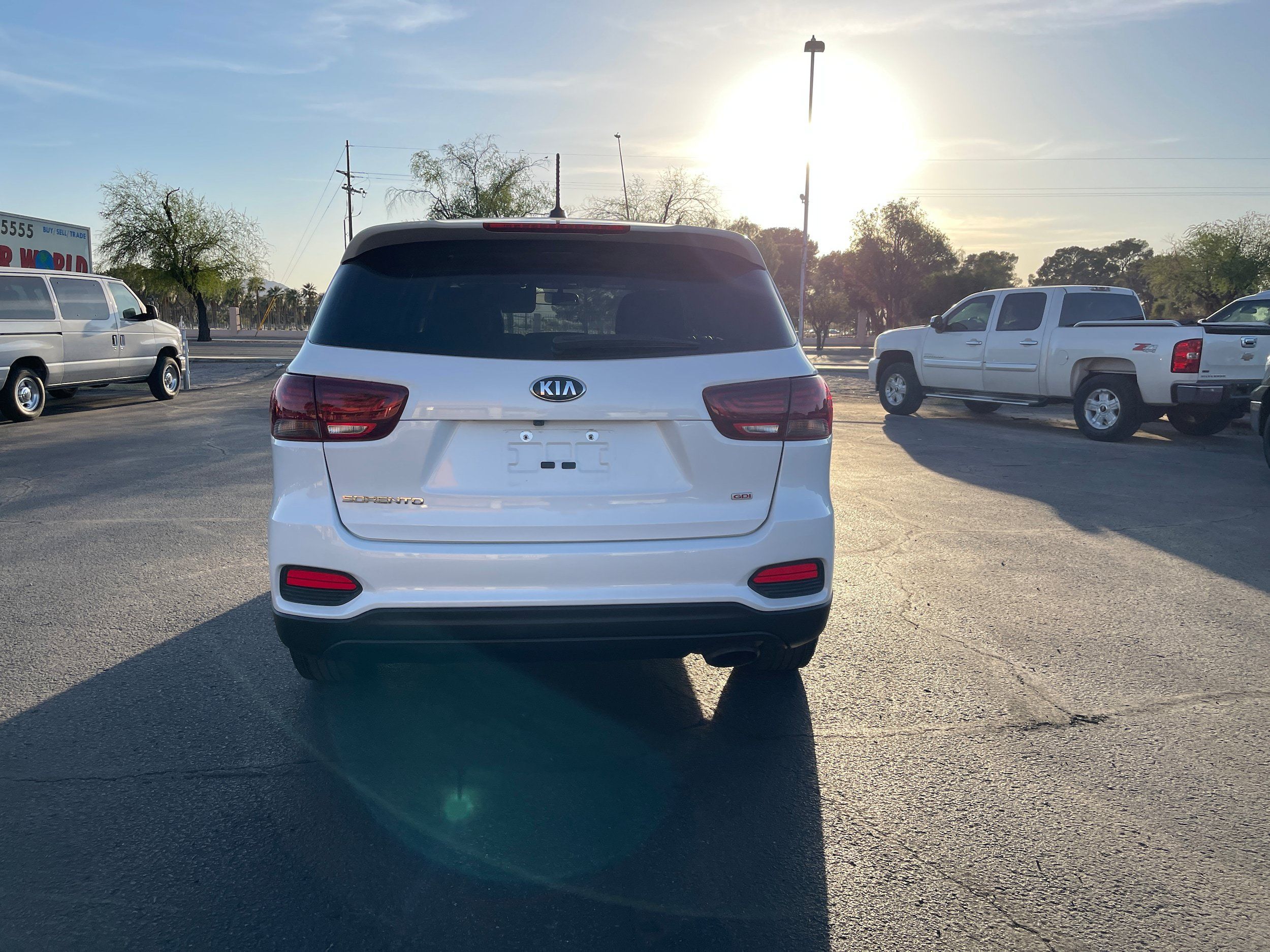 Used 2019 Kia Sorento FWD image 4