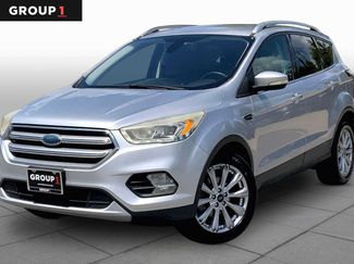 Used 2017 Ford Escape Titanium FWD video 1