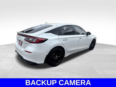 Used 2023 Honda Civic Sport image 4