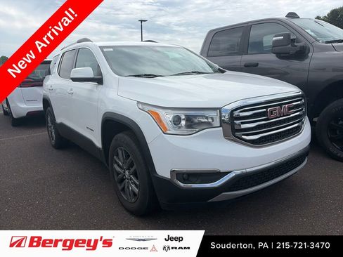 Used 2019 GMC Acadia SLT w/ LPO, Floor Liner Package FWD image 1