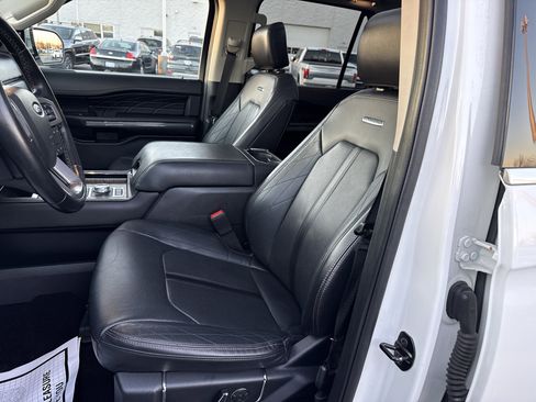 Used 2021 Ford Expedition Platinum image 21