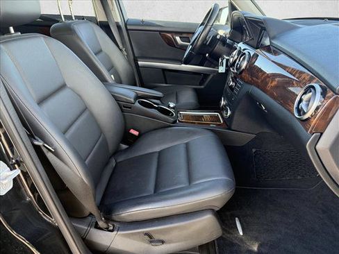 Used 2015 Mercedes-Benz GLK 350 2WD image 11