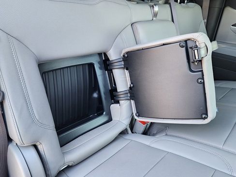 New 2026 GMC Sierra 1500 SLT w/ SLT Premium Plus Package image 47