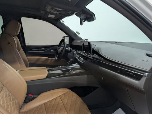 Used 2023 Cadillac Escalade Sport image 22