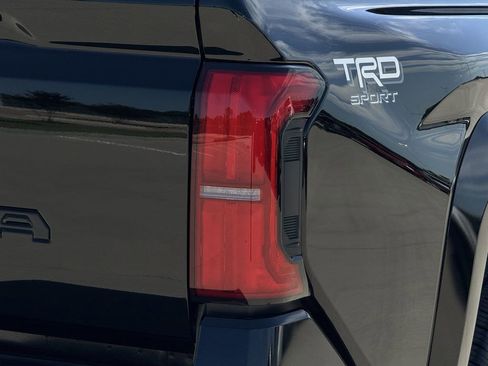 Used 2025 Toyota Tacoma TRD Sport RWD image 10