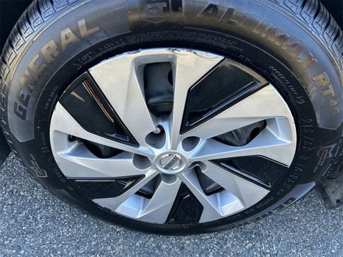 Used 2019 Nissan Altima 2.5 S image 9