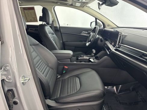 Certified 2025 Kia Sportage SX image 22