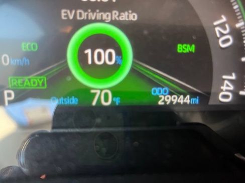 Used 2025 Toyota RAV4 XLE AWD/4WD image 6