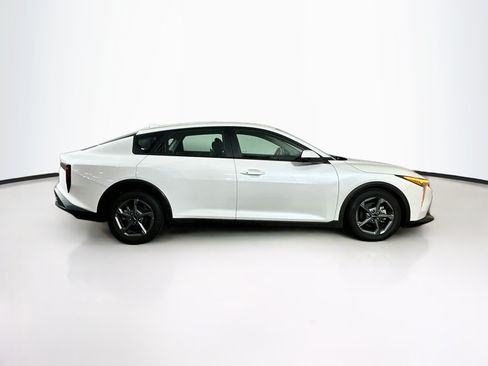 Used 2025 Kia K4 FWD image 10