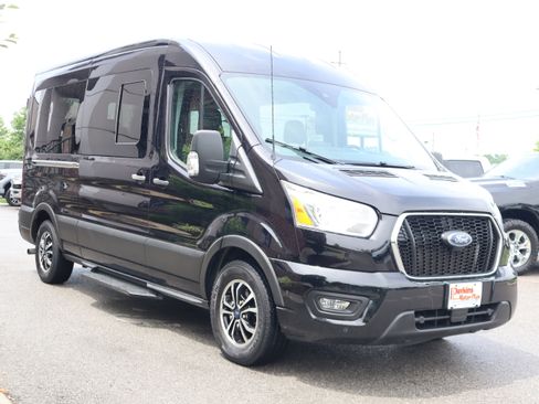 Used 2021 Ford Transit 350 XLT RWD image 5