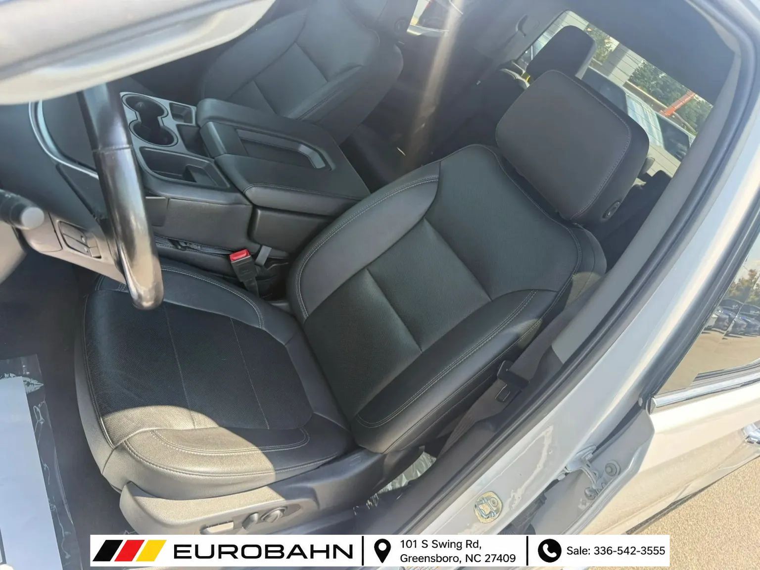 Used 2021 GMC Sierra 1500 SLT RWD image 8